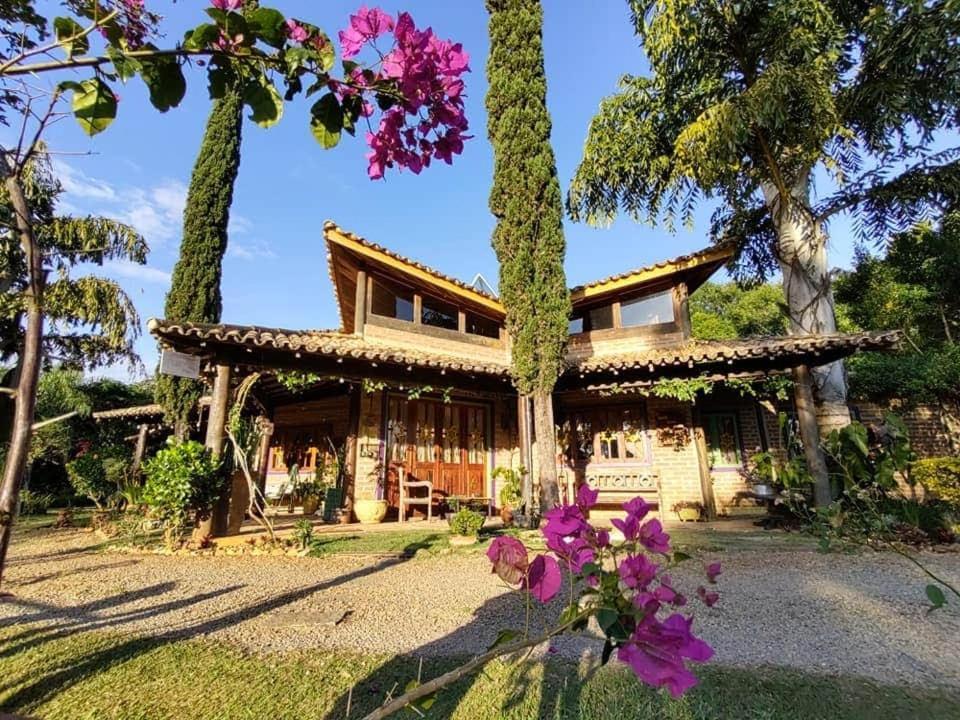 Pousada Dharma Luz E Paz Braganca Paulista Bagian luar foto